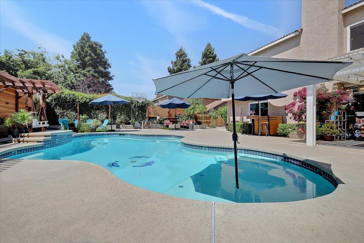 Detail Gallery Image 65 of 93 For 516 Radisson Dr, Yuba City,  CA 95991 - 5 Beds | 3 Baths