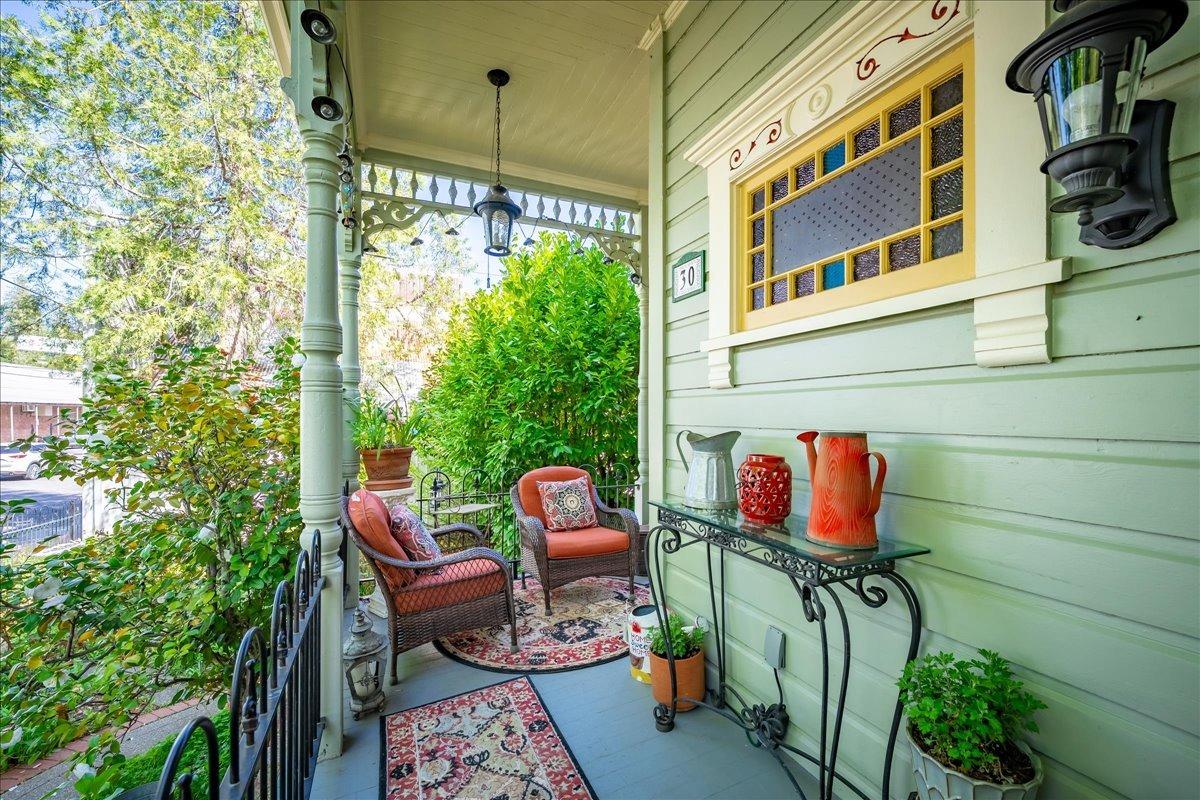 Detail Gallery Image 10 of 70 For 30 W Grass Valley St, Colfax,  CA 95713 - 4 Beds | 2 Baths
