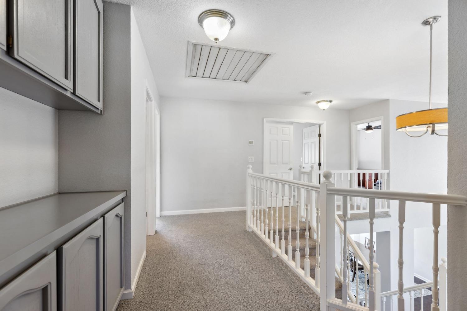 Detail Gallery Image 27 of 40 For 1535 E Colonial Pkwy #E,  Roseville,  CA 95661 - 4 Beds | 2/1 Baths