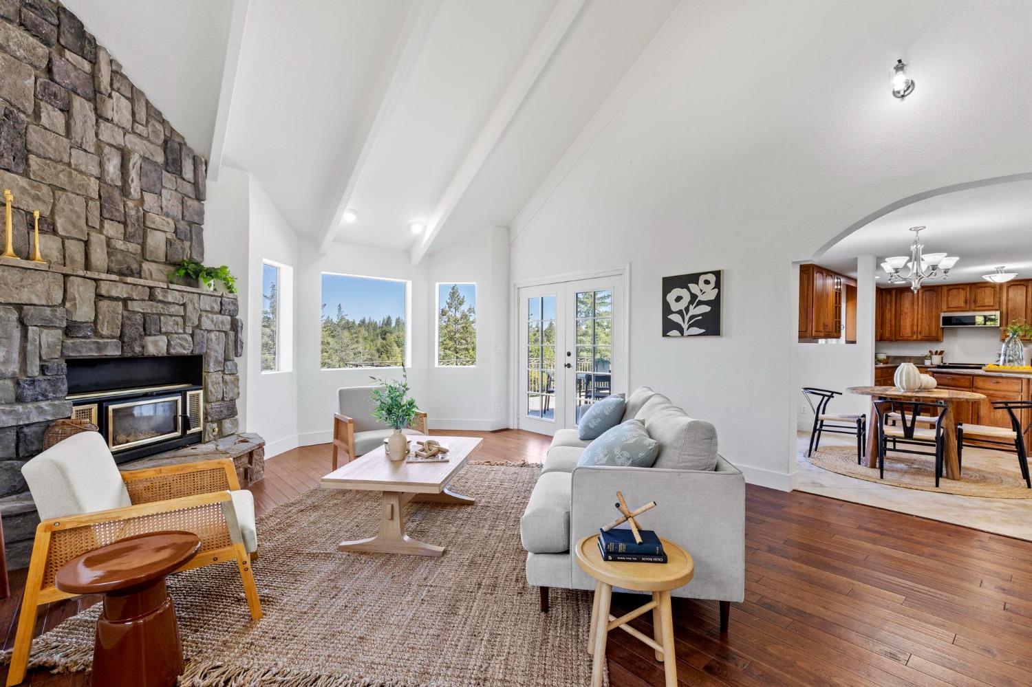 Detail Gallery Image 20 of 82 For 22160 Winchester Way, Colfax,  CA 95713 - 5 Beds | 3/2 Baths