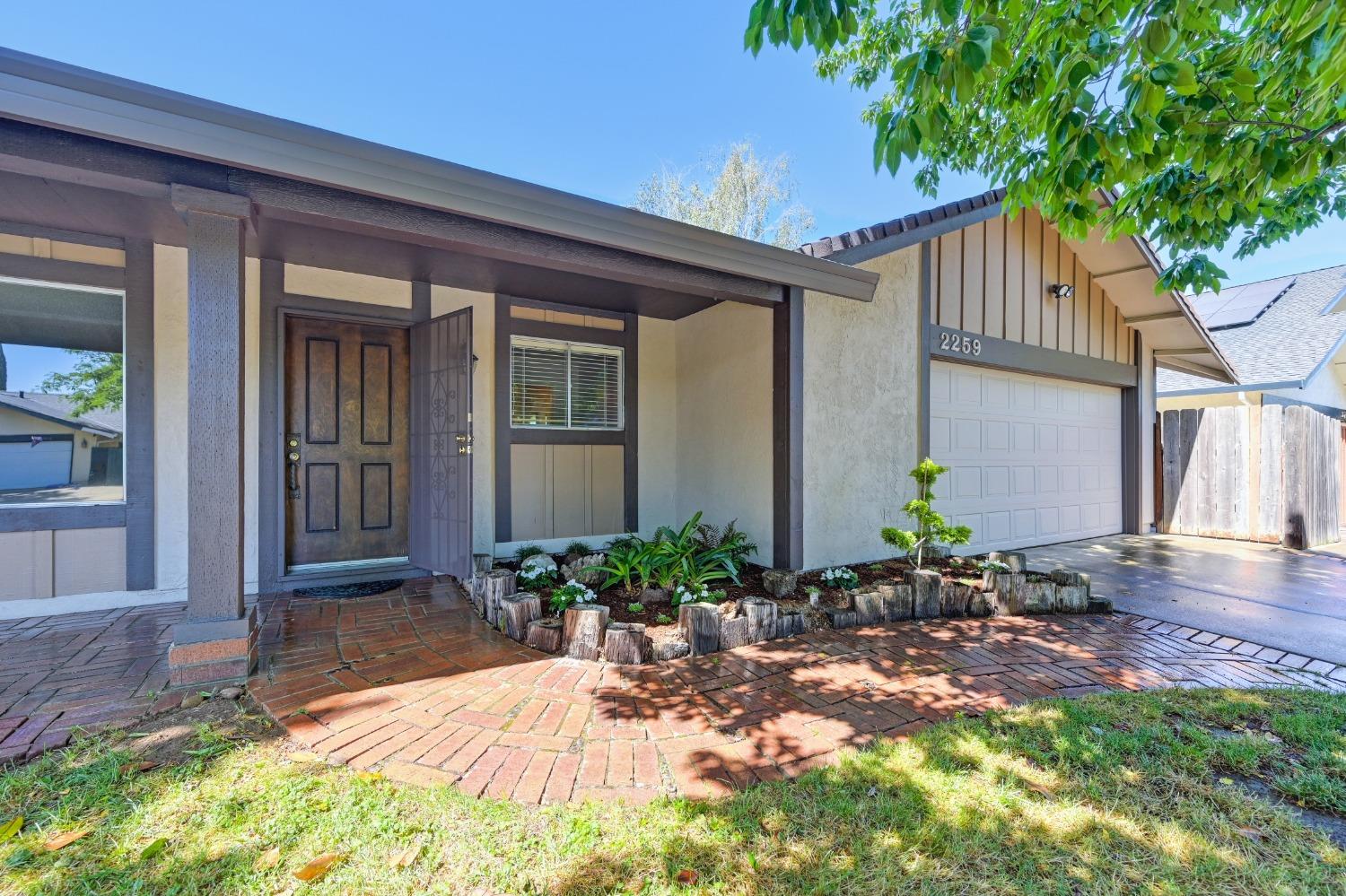 Detail Gallery Image 16 of 69 For 2259 River Trails Cir, Rancho Cordova,  CA 95670 - 3 Beds | 2 Baths