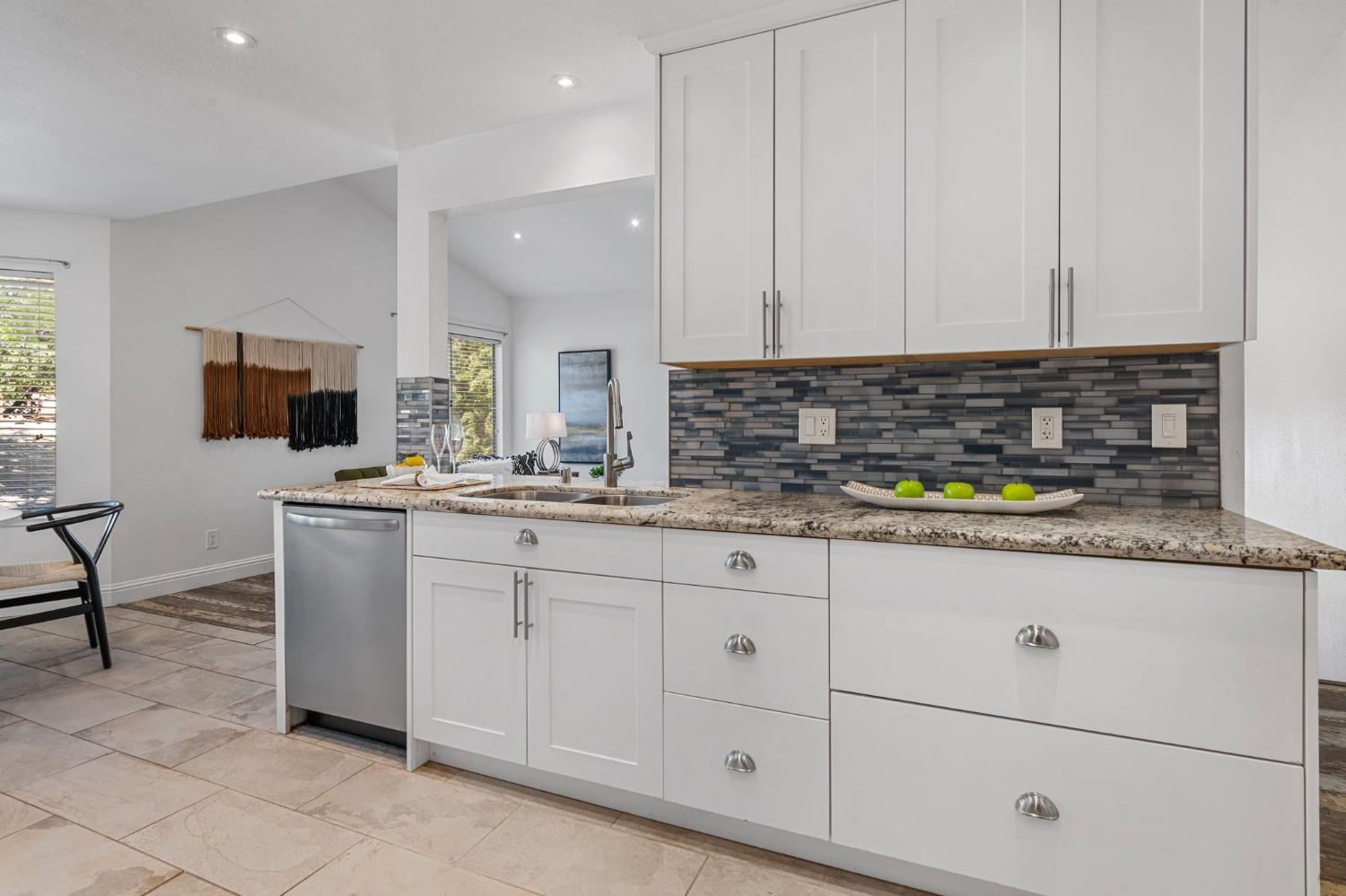 Detail Gallery Image 16 of 28 For 999 Porter Ave #12,  Stockton,  CA 95207 - 2 Beds | 1 Baths