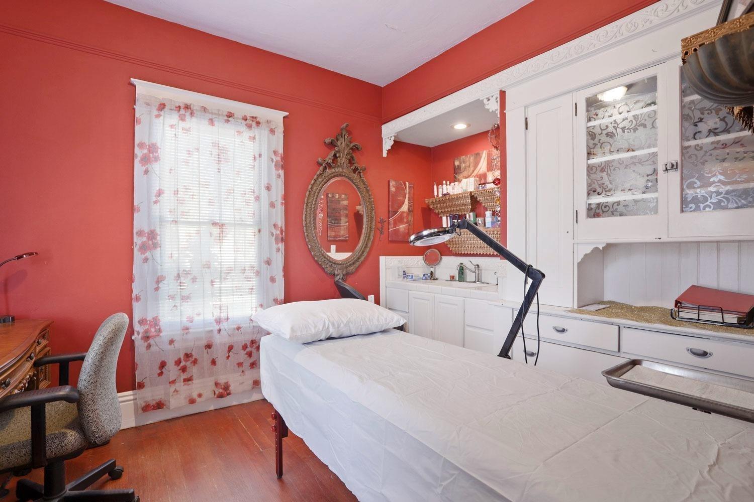 Detail Gallery Image 33 of 52 For 625 E Pine St, Lodi,  CA 95240 - 4 Beds | 2 Baths