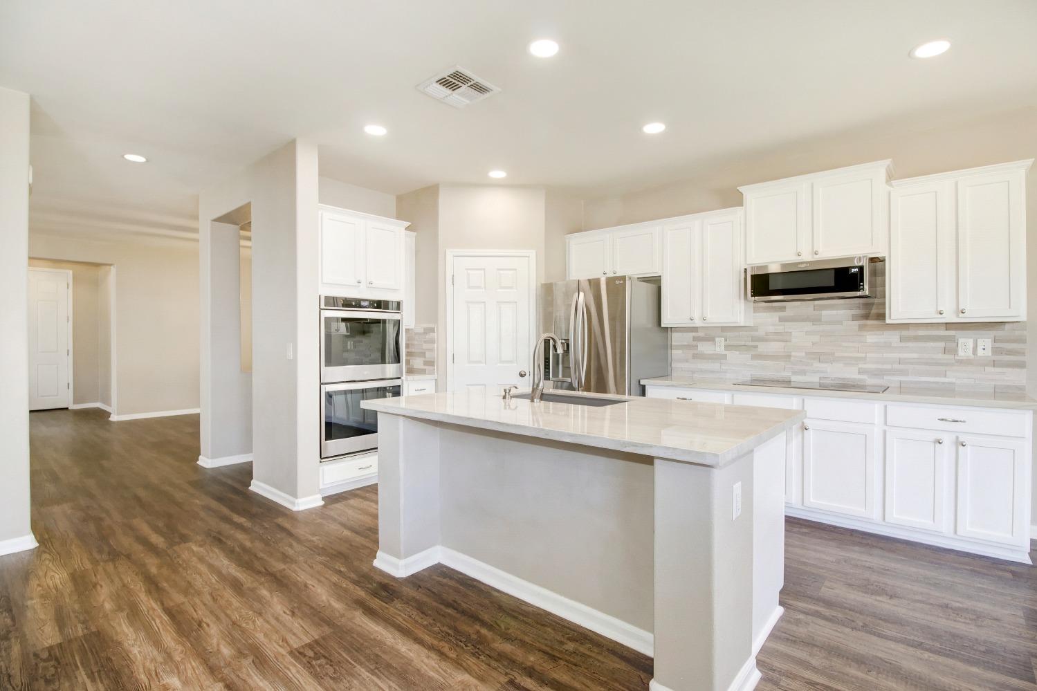 Detail Gallery Image 17 of 47 For 2337 Lockton Dr, Roseville,  CA 95747 - 3 Beds | 2 Baths