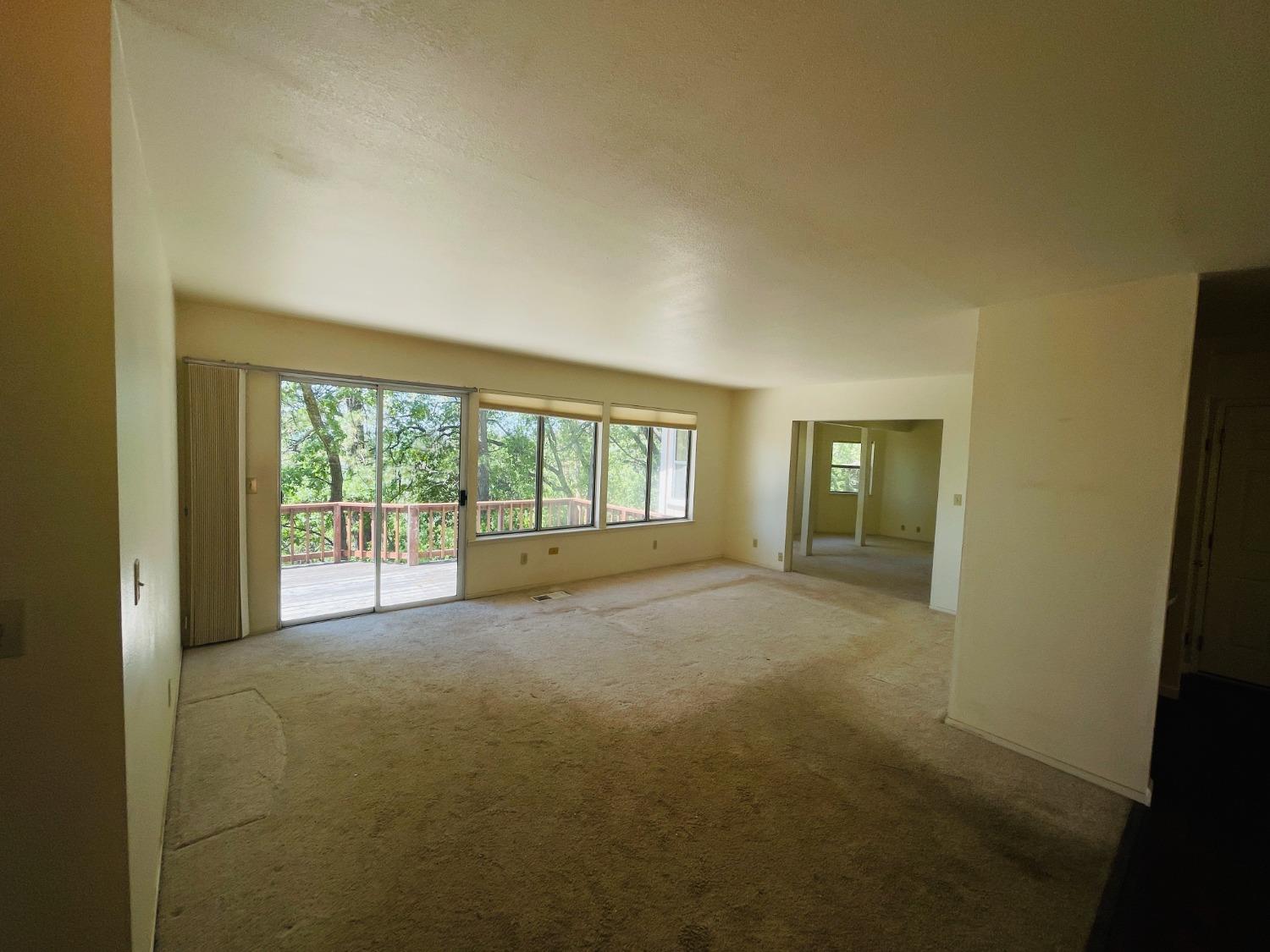 Detail Gallery Image 17 of 35 For 3128 Verde Robles Dr, Camino,  CA 95709 - 3 Beds | 3 Baths