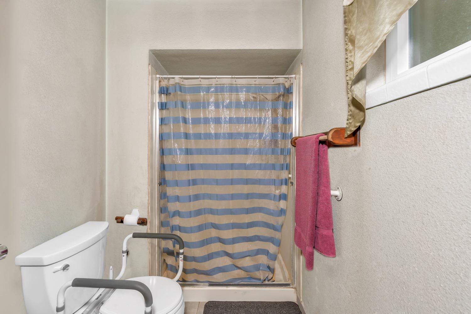Detail Gallery Image 60 of 61 For 3789 State Highway 33, Gustine,  CA 95322 - 3 Beds | 2/1 Baths