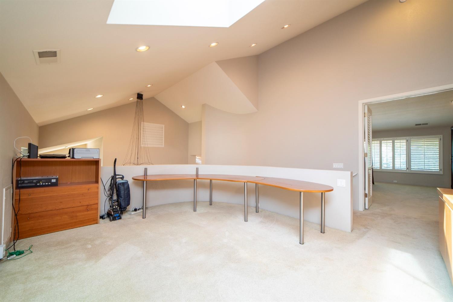 Detail Gallery Image 63 of 94 For 11457 Huntington Village Ln, Gold River,  CA 95670 - 4 Beds | 4/2 Baths