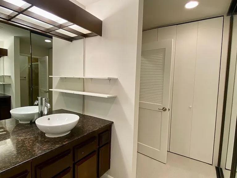 Detail Gallery Image 17 of 34 For 1129 Commons Dr, Sacramento,  CA 95825 - 3 Beds | 2/1 Baths