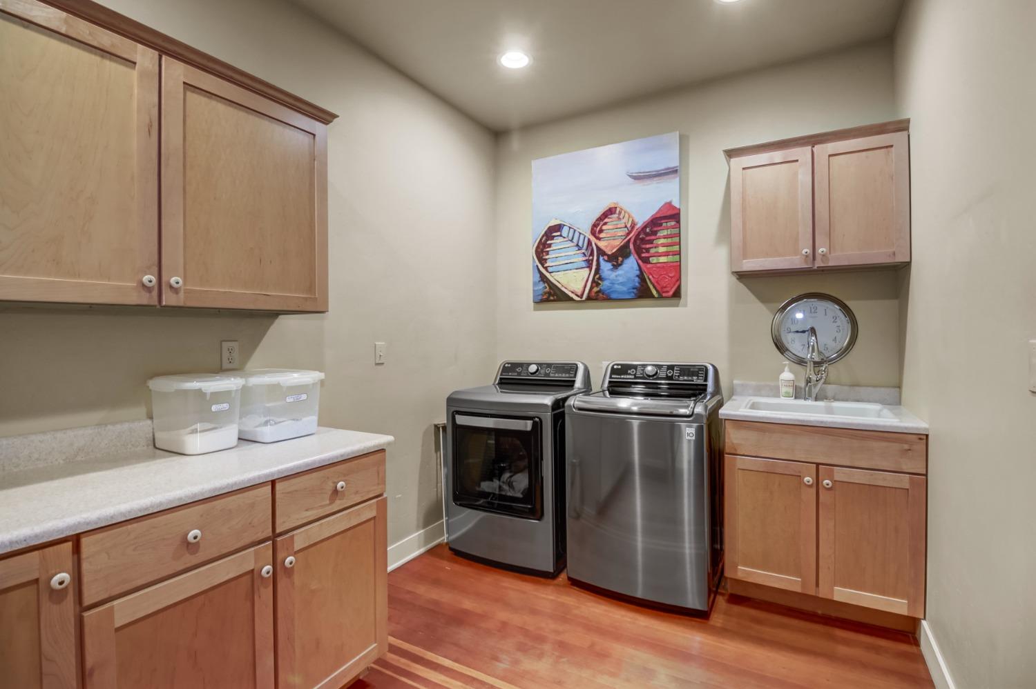 Detail Gallery Image 63 of 73 For 3232 Norris Ave, Sacramento,  CA 95821 - 4 Beds | 3 Baths