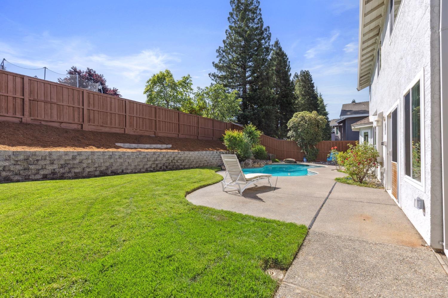 Detail Gallery Image 36 of 40 For 1535 E Colonial Pkwy #E,  Roseville,  CA 95661 - 4 Beds | 2/1 Baths