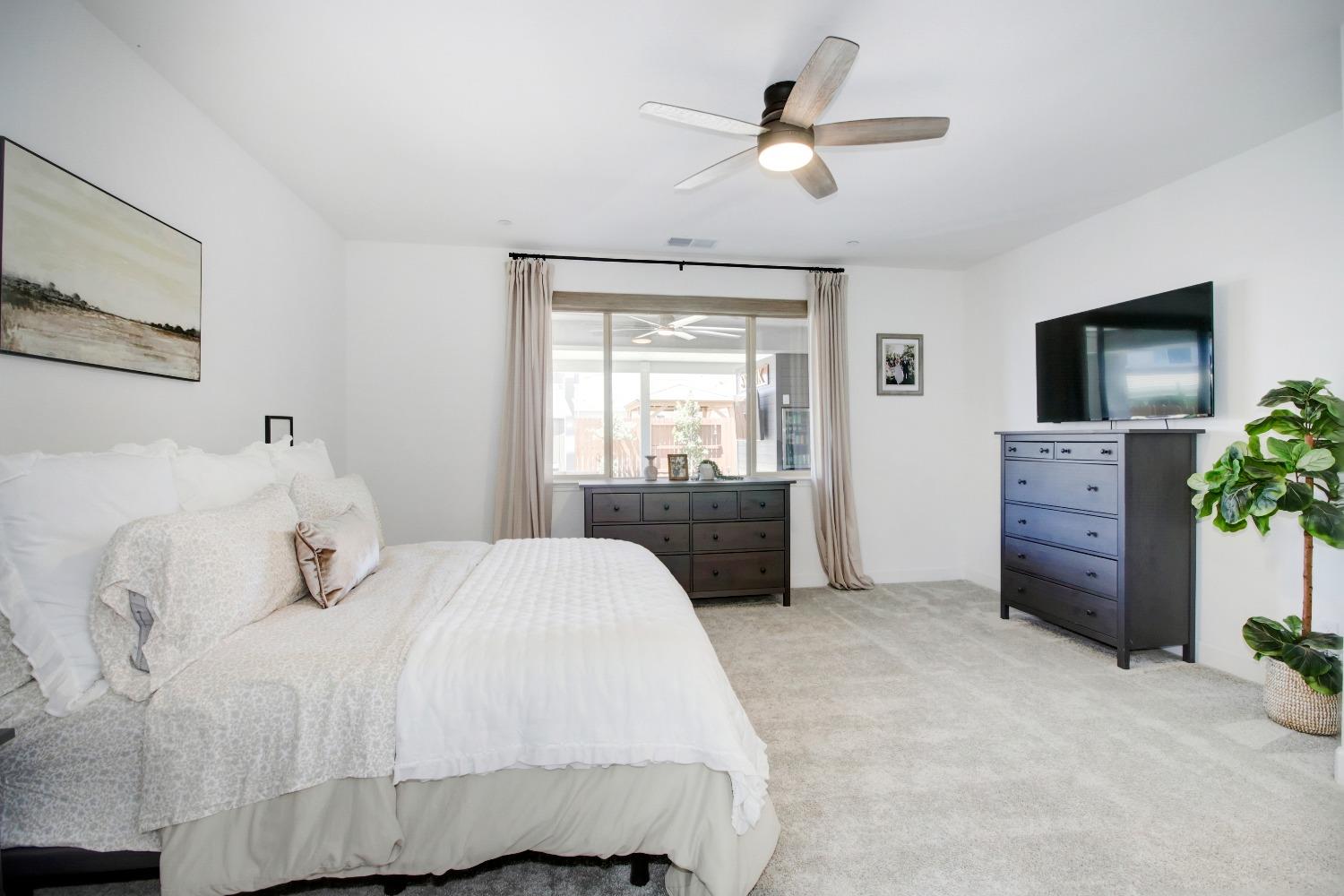 Detail Gallery Image 24 of 54 For 5480 Fandango Loop, Roseville,  CA 95747 - 4 Beds | 2/1 Baths
