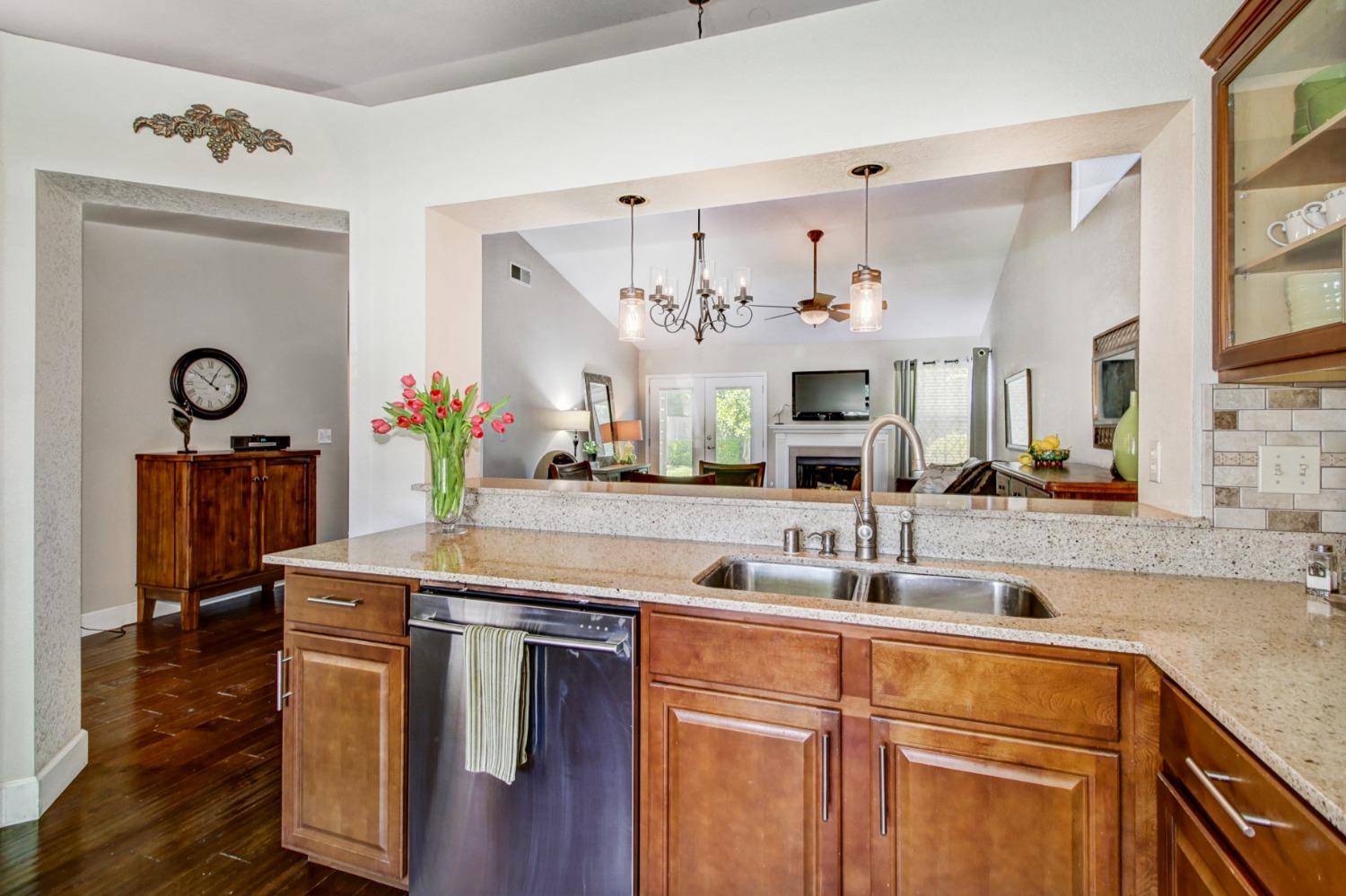 Detail Gallery Image 21 of 50 For 1531 Hazel Ave, Yuba City,  CA 95993 - 3 Beds | 2 Baths