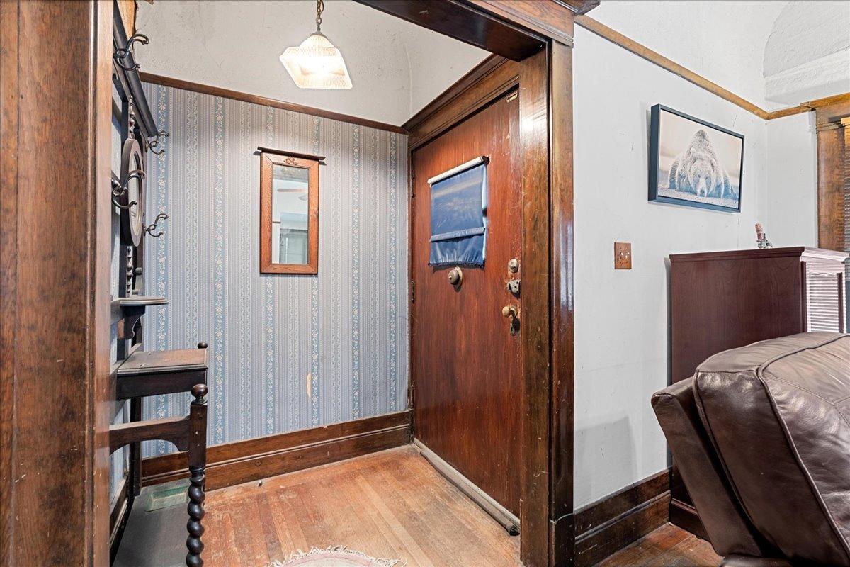 Detail Gallery Image 8 of 28 For 2504 N St, Sacramento,  CA 95816 - 3 Beds | 1 Baths