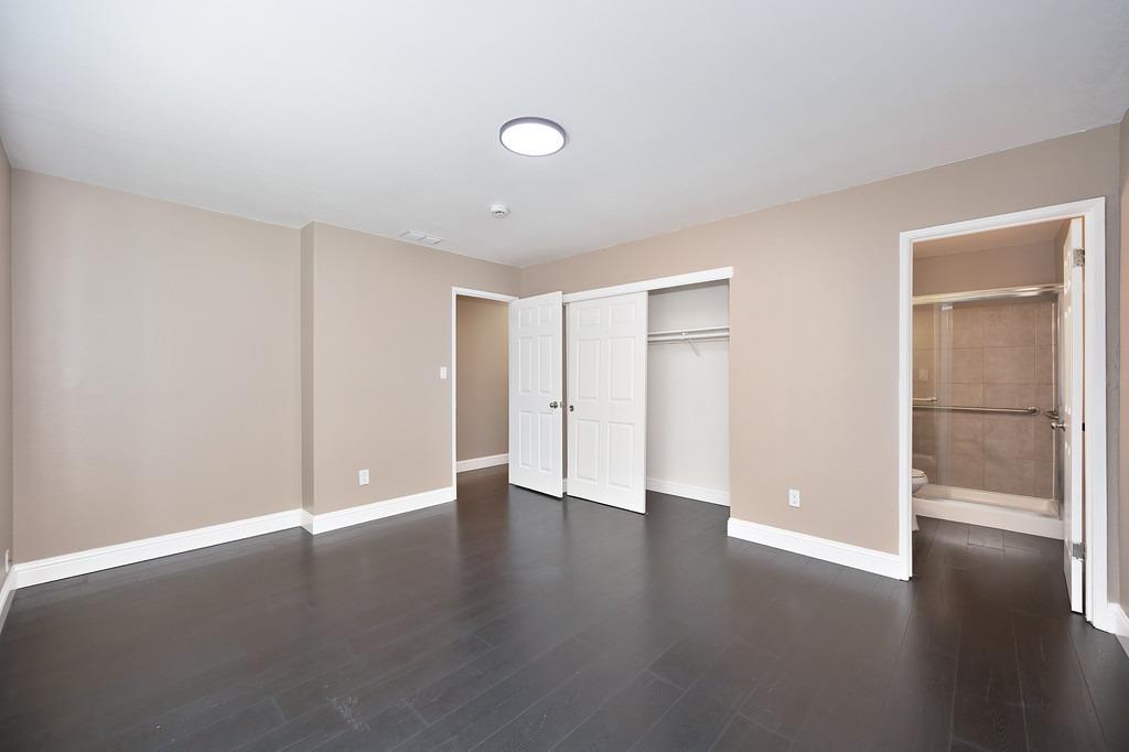 Detail Gallery Image 15 of 30 For 5801 Pecan Ave, Orangevale,  CA 95662 - 4 Beds | 2/1 Baths