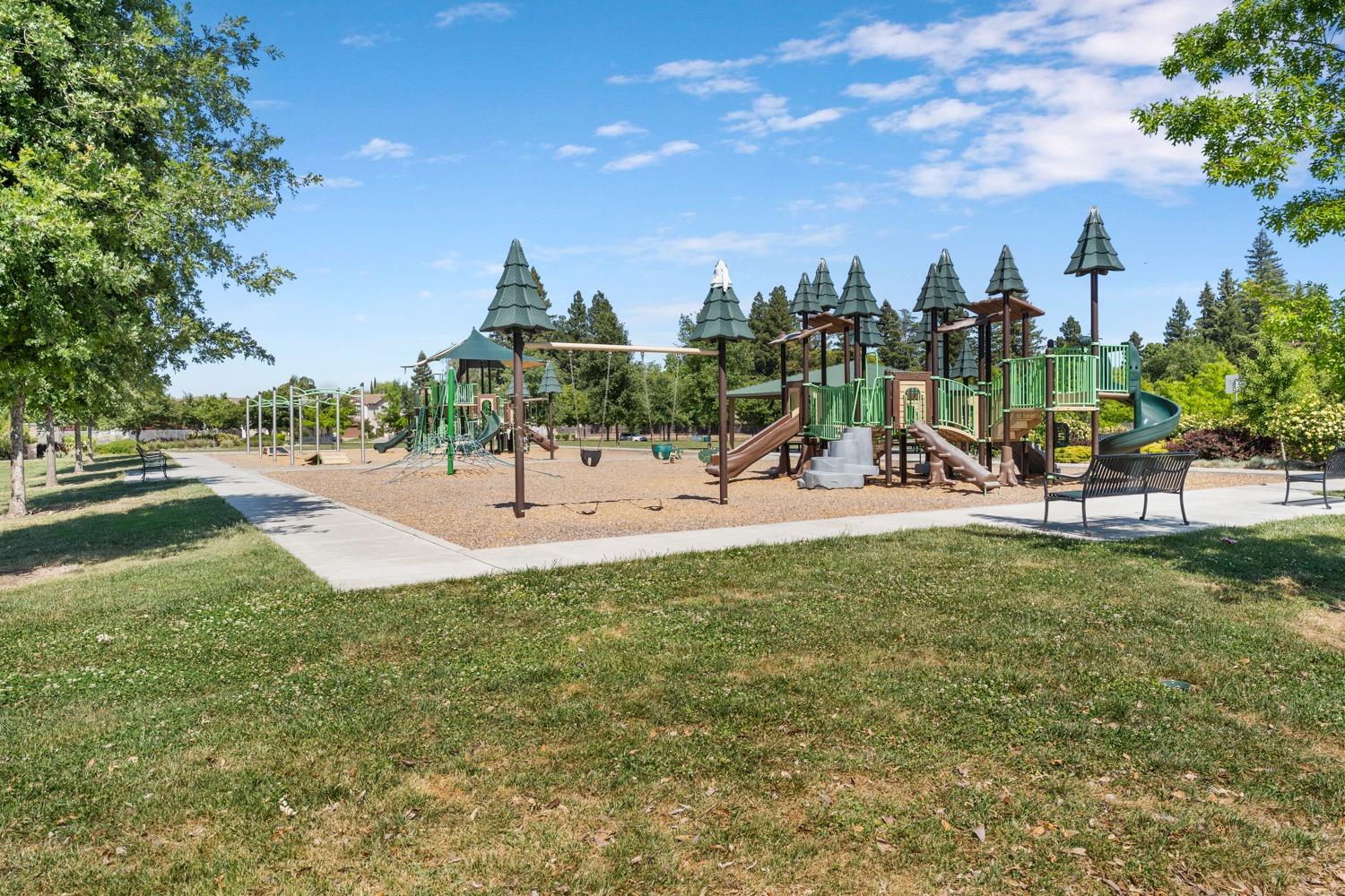 Detail Gallery Image 44 of 49 For 1869 Mammoth Way, Sacramento,  CA 95834 - 3 Beds | 3 Baths