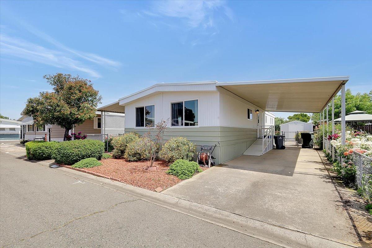 Detail Gallery Image 3 of 28 For 1155 Pease Rd. 228, Yuba City,  CA 95993 - 2 Beds | 2 Baths