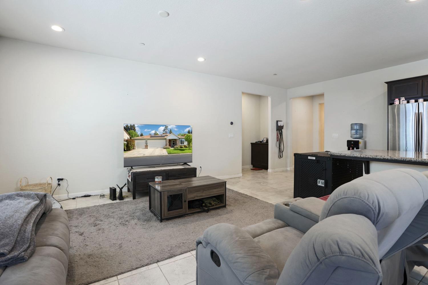 Detail Gallery Image 15 of 41 For 13311 Fountain Dr, Waterford,  CA 95386 - 3 Beds | 2 Baths