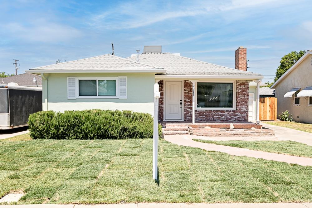 Detail Gallery Image 40 of 40 For 2011 W Sonoma Ave, Stockton,  CA 95204 - 3 Beds | 1 Baths