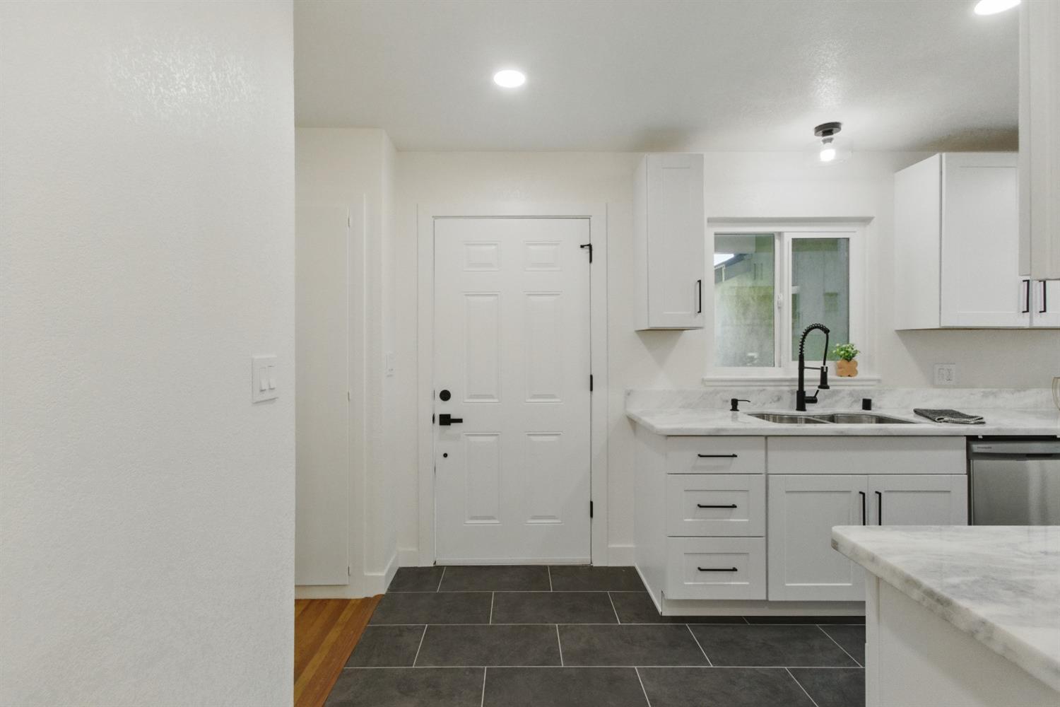 Detail Gallery Image 22 of 70 For 2237 Edwards St, Marysville,  CA 95901 - 4 Beds | 2/1 Baths