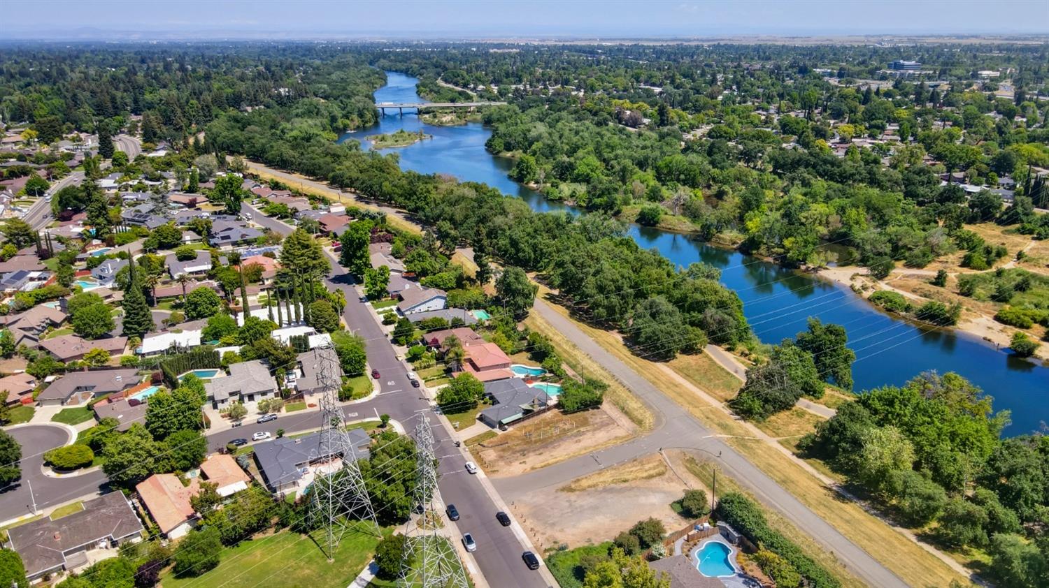 Detail Gallery Image 65 of 68 For 120 Clunie Dr, Sacramento,  CA 95864 - 4 Beds | 3/1 Baths