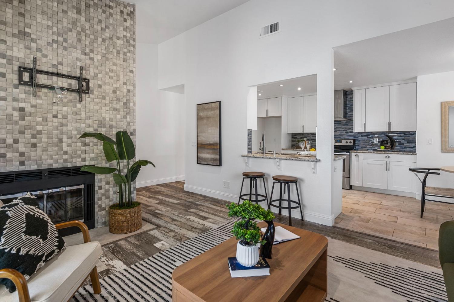 Detail Gallery Image 7 of 28 For 999 Porter Ave #12,  Stockton,  CA 95207 - 2 Beds | 1 Baths