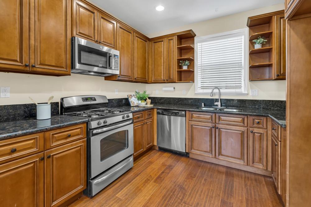 Detail Gallery Image 15 of 51 For 7885 Monaldo Walk, Sacramento,  CA 95823 - 3 Beds | 2/1 Baths