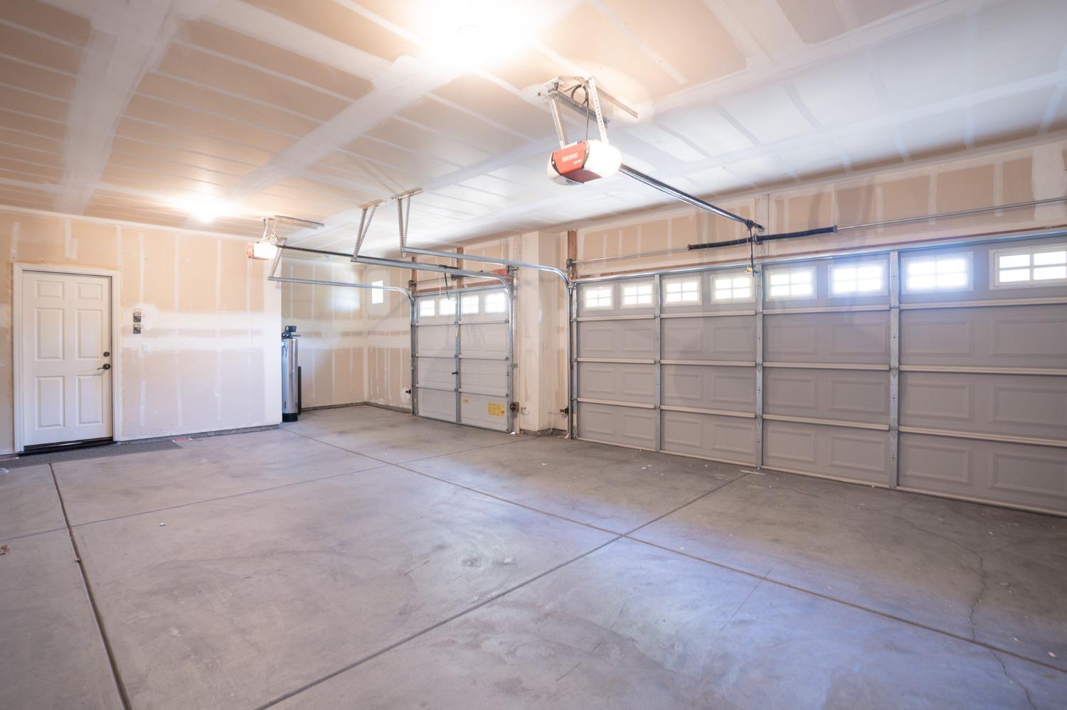 Detail Gallery Image 69 of 77 For 2080 Maximillian Ct, Los Banos,  CA 93635 - 4 Beds | 2/1 Baths