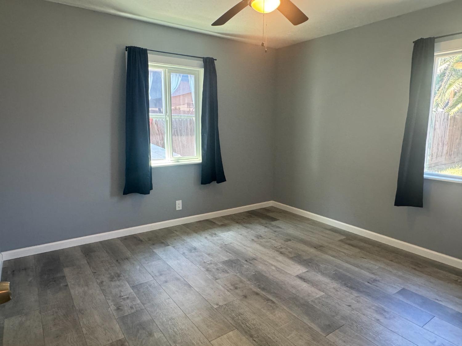 Detail Gallery Image 11 of 22 For 1243 4th St, Los Banos,  CA 93635 - 2 Beds | 1/1 Baths