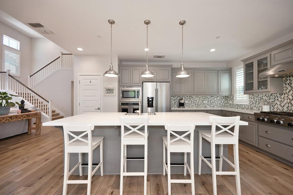 Detail Gallery Image 22 of 34 For 5033 Chico Dr, Roseville,  CA 95747 - 5 Beds | 4/1 Baths