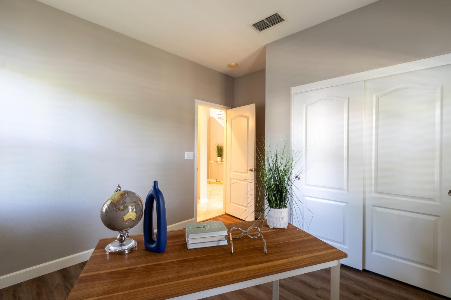Detail Gallery Image 14 of 86 For 306 W Conejo Ave, Mountain House,  CA 95391 - 5 Beds | 4 Baths