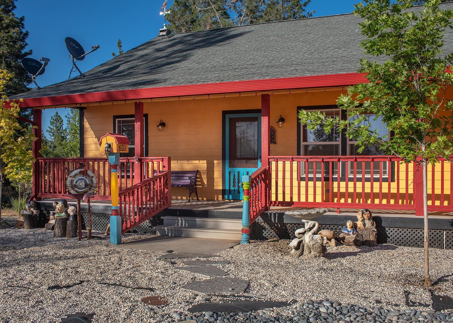 Detail Gallery Image 1 of 23 For 13689 Brannon Ct, Nevada City,  CA 95959 - 3 Beds | 2 Baths