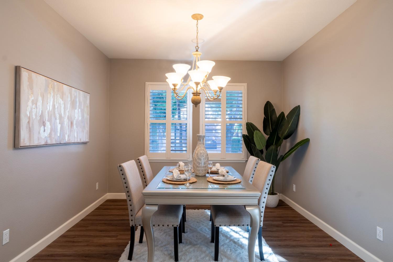 Detail Gallery Image 18 of 86 For 306 W Conejo Ave, Mountain House,  CA 95391 - 5 Beds | 4 Baths