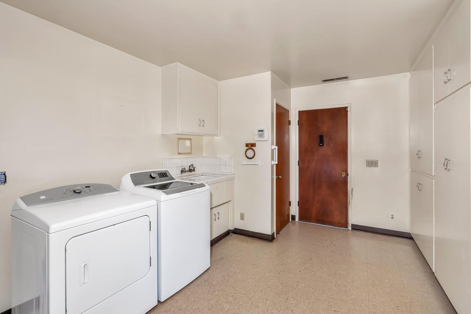Detail Gallery Image 49 of 61 For 3789 State Highway 33, Gustine,  CA 95322 - 3 Beds | 2/1 Baths