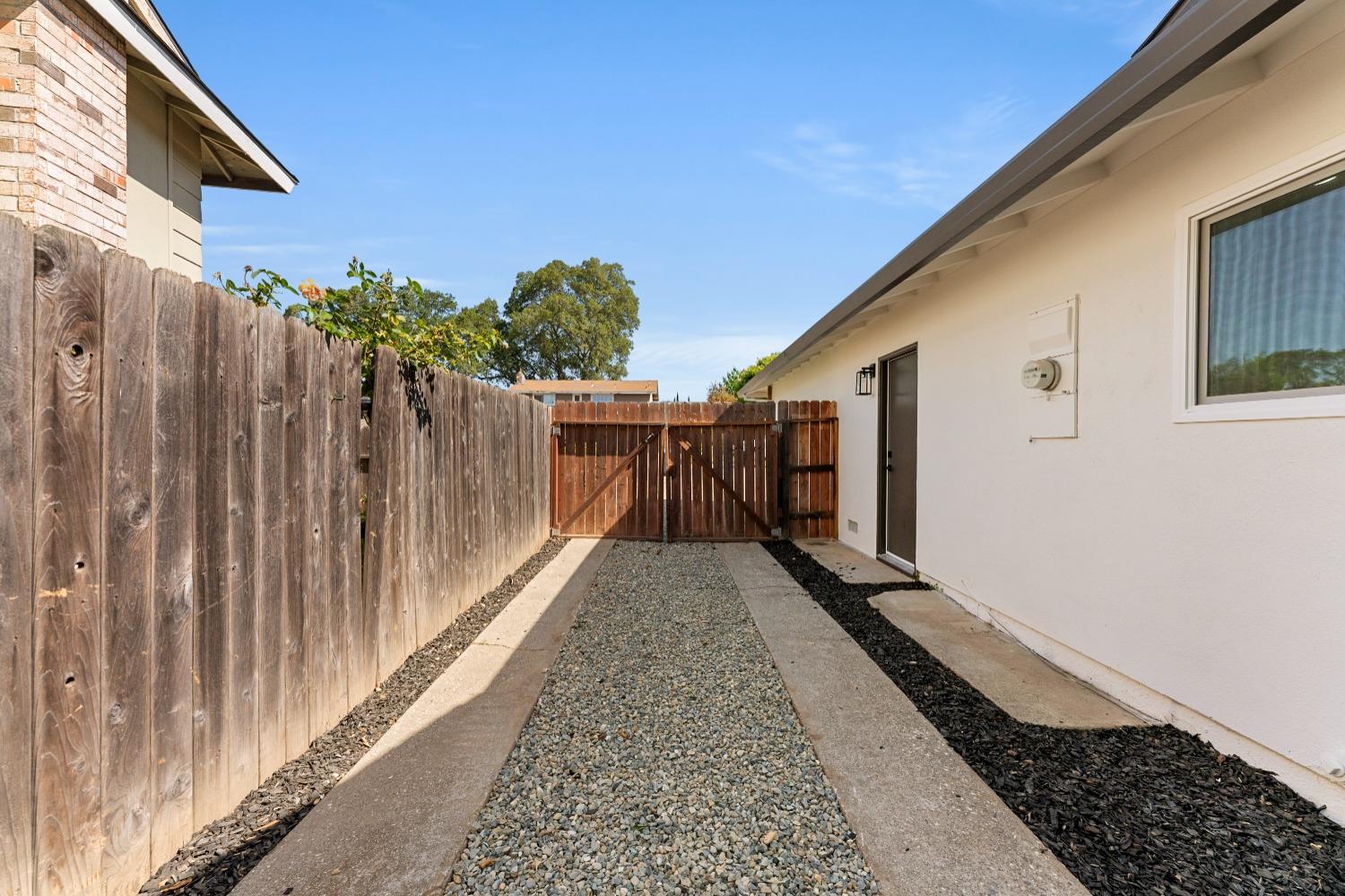 Detail Gallery Image 57 of 60 For 7012 Robin Rd, Fair Oaks,  CA 95628 - 4 Beds | 2 Baths