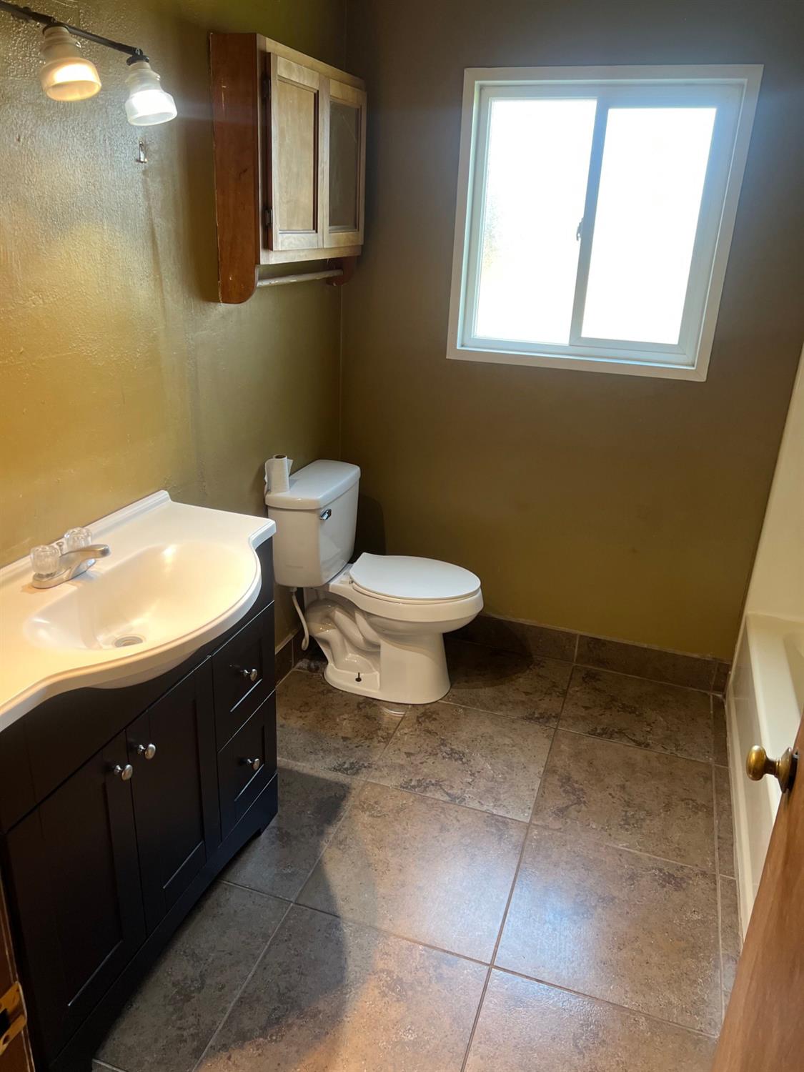 Detail Gallery Image 16 of 21 For 3437 Geer Rd, Modesto,  CA 95326 - 3 Beds | 2 Baths