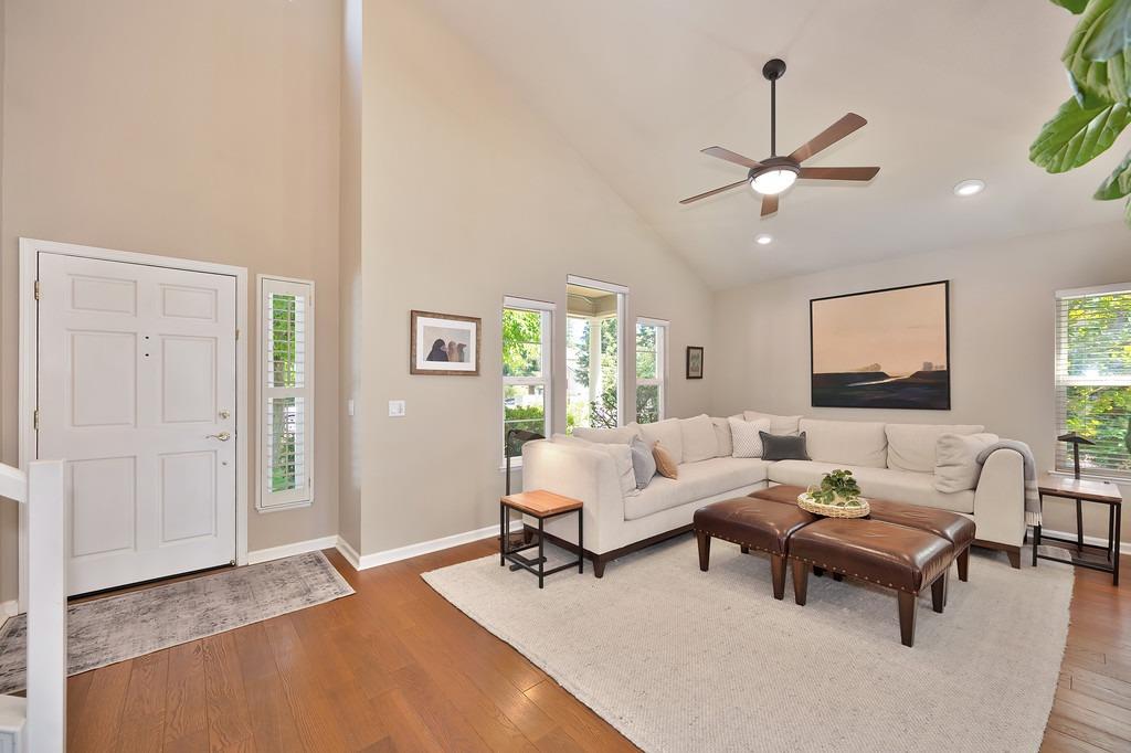 Detail Gallery Image 9 of 80 For 815 La Paz Dr, Davis,  CA 95618 - 4 Beds | 3 Baths
