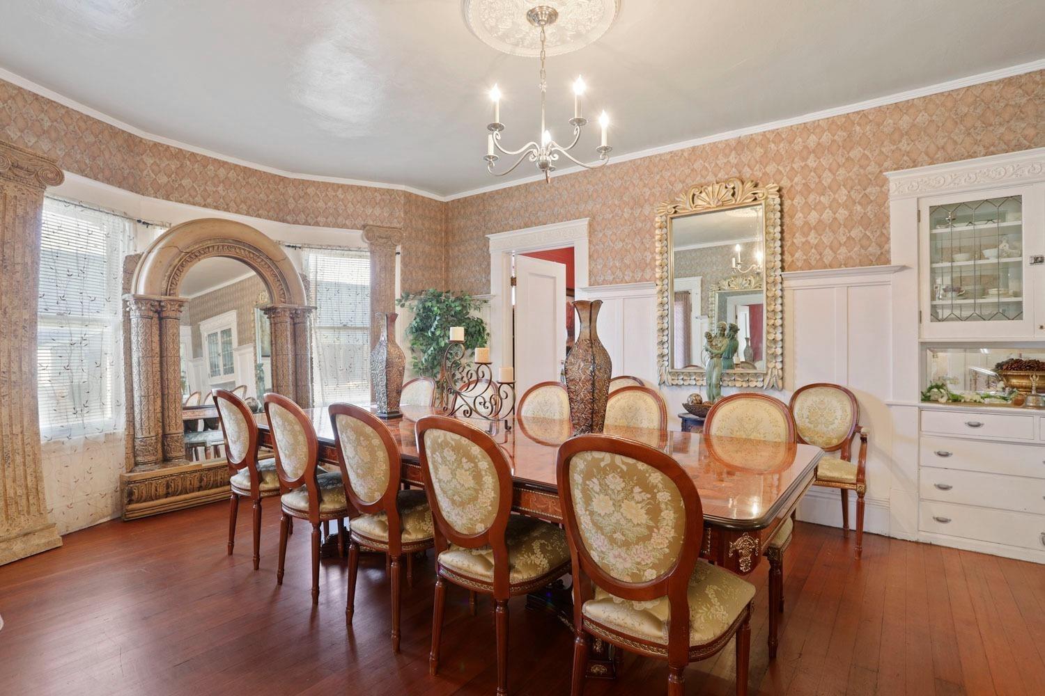 Detail Gallery Image 11 of 52 For 625 E Pine St, Lodi,  CA 95240 - 4 Beds | 2 Baths
