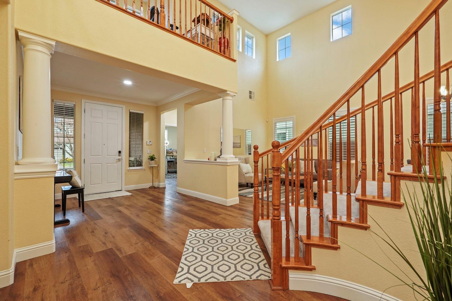 Detail Gallery Image 3 of 39 For 610 W La Canada Ave, Mountain House,  CA 95391 - 5 Beds | 3/1 Baths