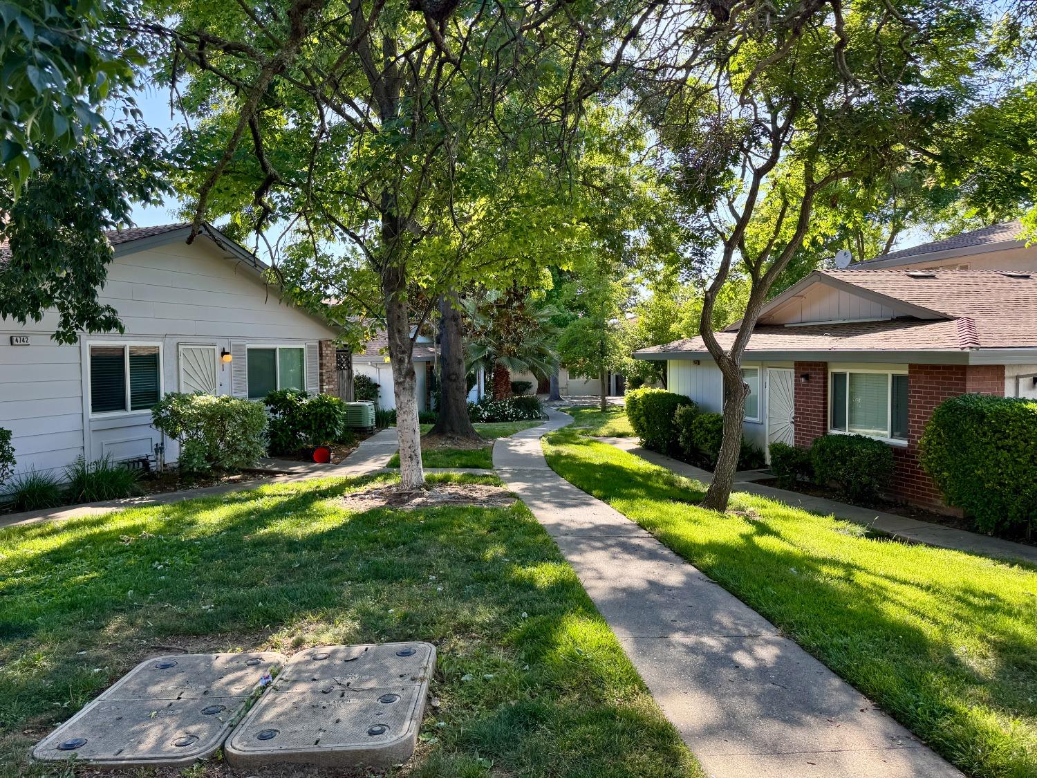 Detail Gallery Image 49 of 53 For 4742 Greenholme Dr #3,  Sacramento,  CA 95842 - 2 Beds | 1 Baths