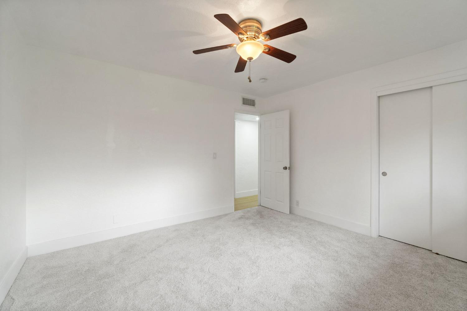 Detail Gallery Image 20 of 33 For 5231 N Del Mar Ave, Fresno,  CA 93704 - 3 Beds | 2 Baths