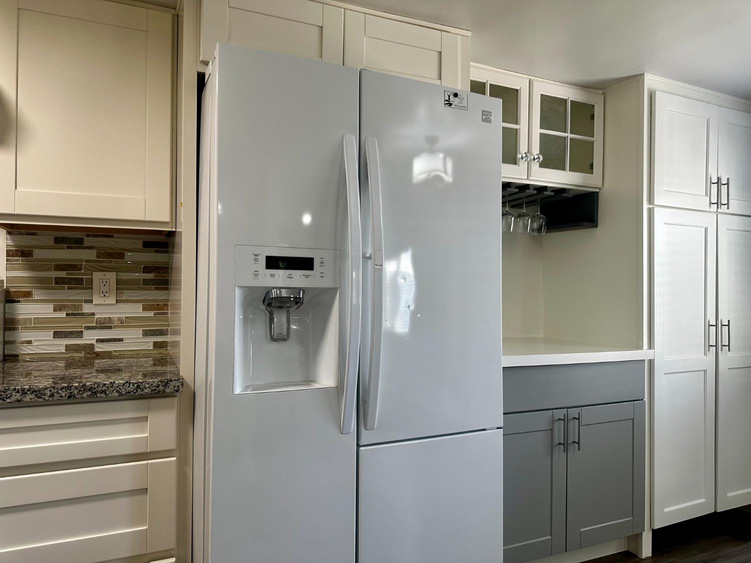 Detail Gallery Image 17 of 44 For 152 Village Cir #152,  Sacramento,  CA 95838 - 3 Beds | 2 Baths