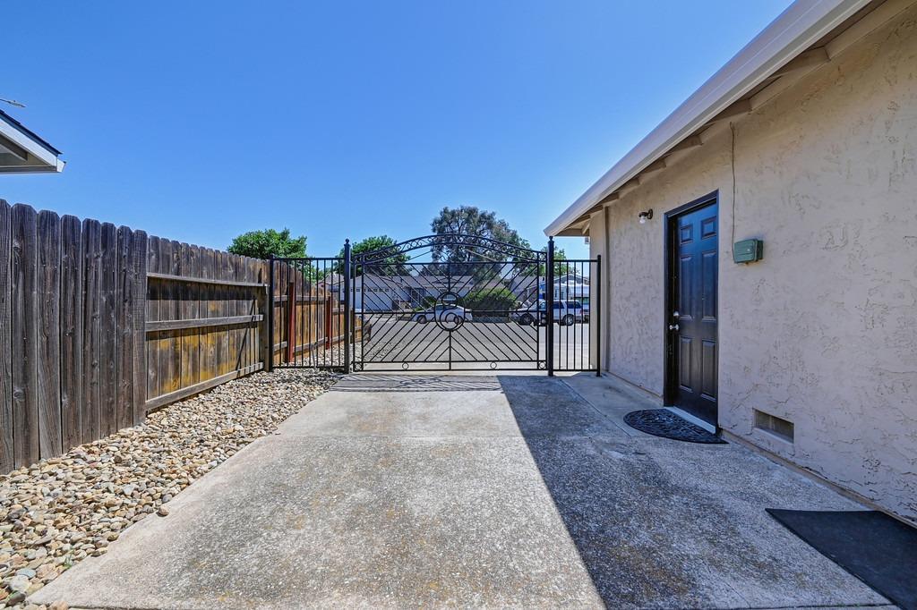 Detail Gallery Image 35 of 35 For 105 Brock Dr, Wheatland,  CA 95692 - 2 Beds | 2 Baths