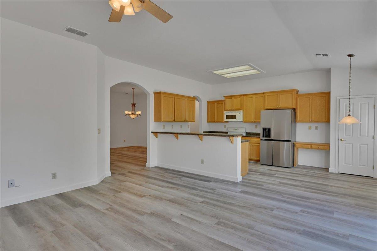 Detail Gallery Image 9 of 46 For 9668 Harvest View Way, Sacramento,  CA 95827 - 3 Beds | 2 Baths