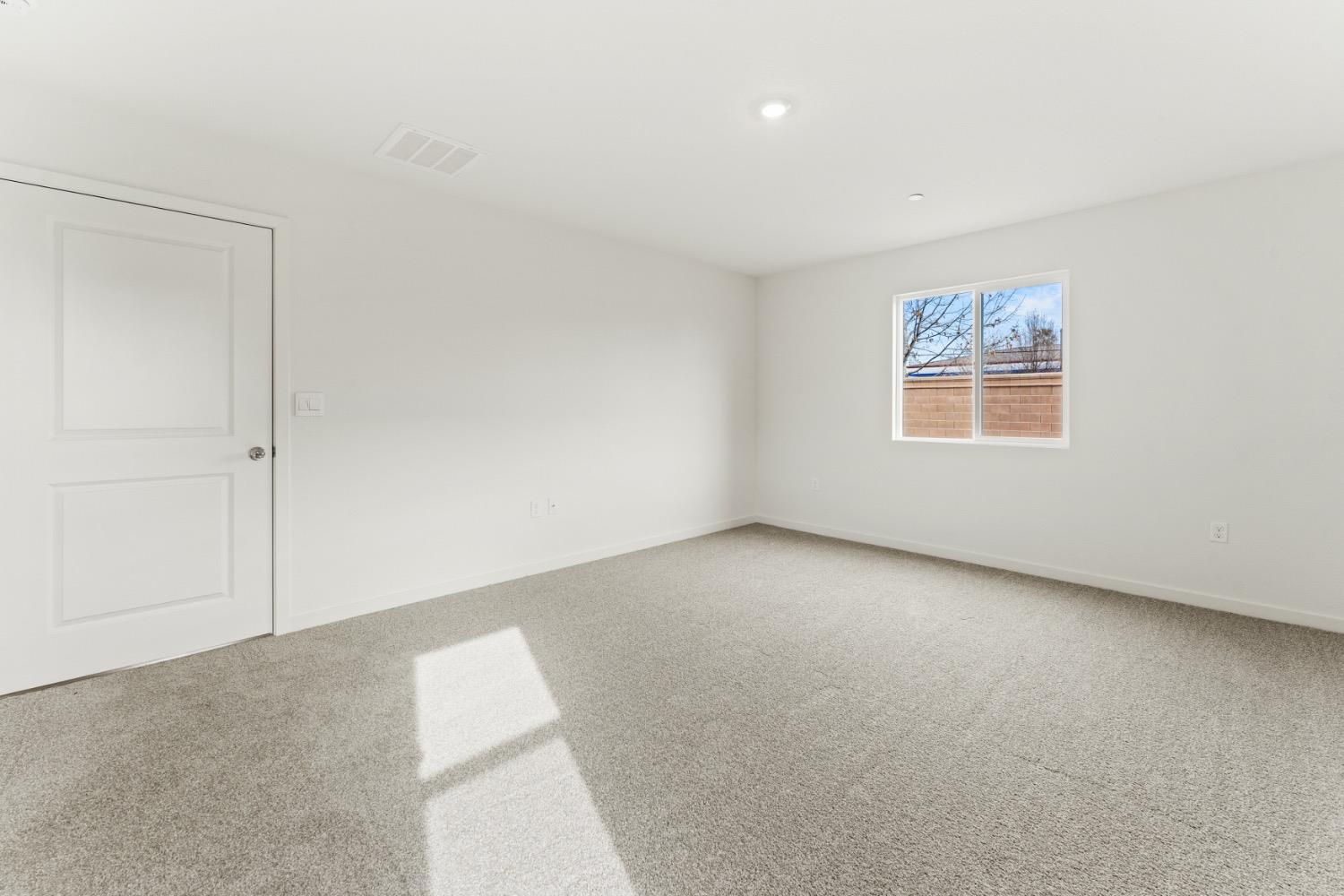Detail Gallery Image 16 of 33 For 4189 Pittenger Dr, Olivehurst,  CA 95961 - 4 Beds | 2 Baths