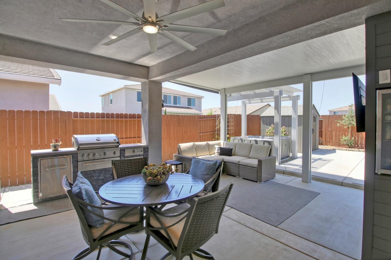 Detail Gallery Image 44 of 54 For 5480 Fandango Loop, Roseville,  CA 95747 - 4 Beds | 2/1 Baths