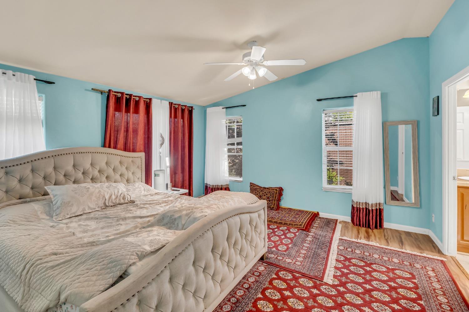 Detail Gallery Image 14 of 36 For 6417 Capital Cir 9, Sacramento,  CA 95828 - 3 Beds | 2 Baths