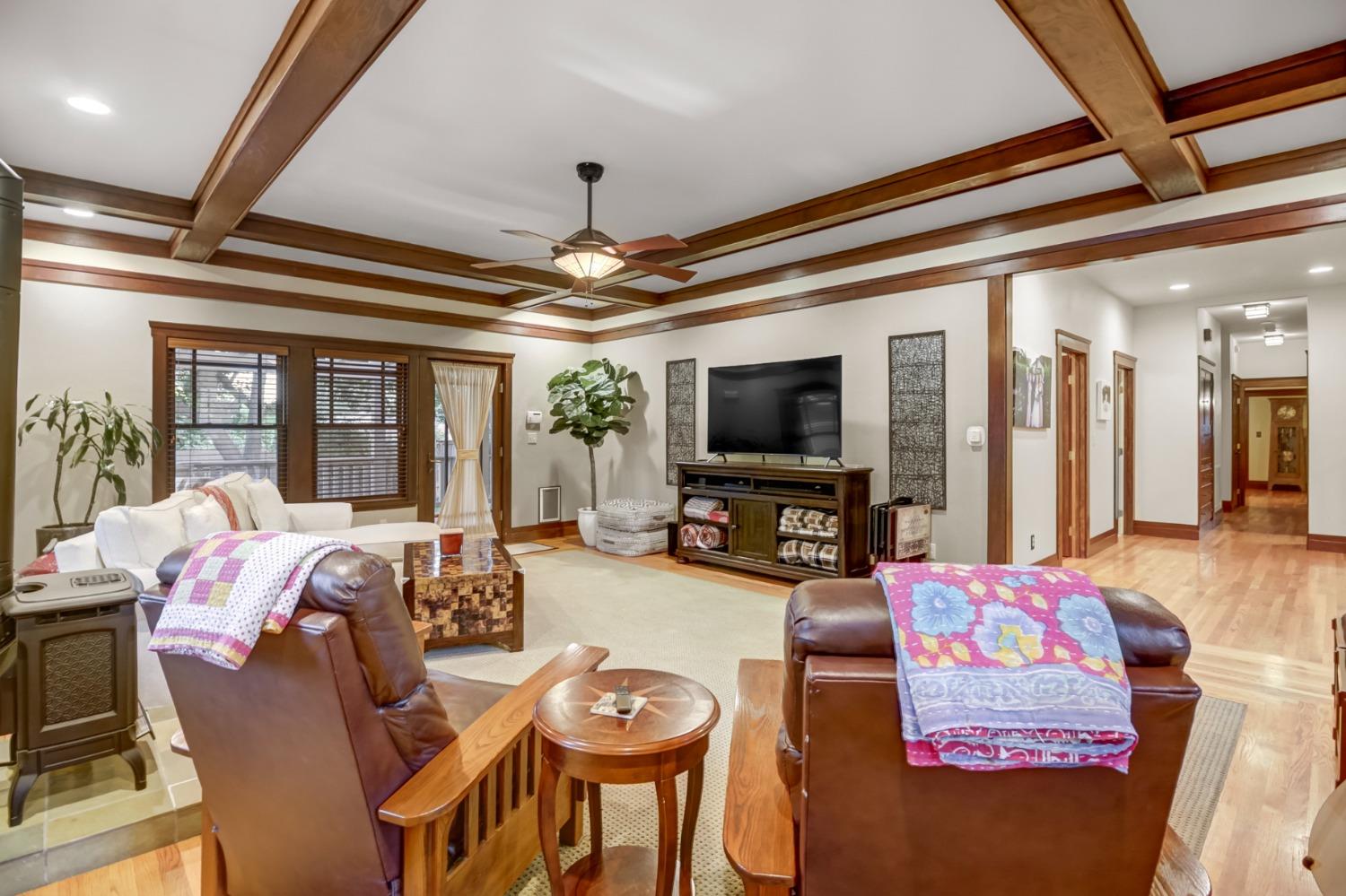 Detail Gallery Image 32 of 73 For 3232 Norris Ave, Sacramento,  CA 95821 - 4 Beds | 3 Baths
