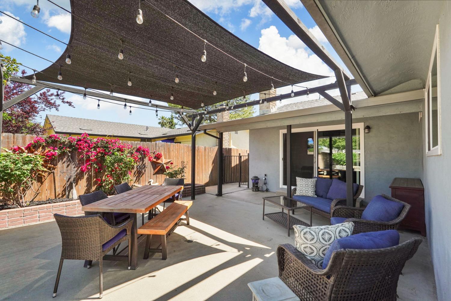 Detail Gallery Image 31 of 43 For 627 Tahoe Dr, Lodi,  CA 95242 - 3 Beds | 2 Baths