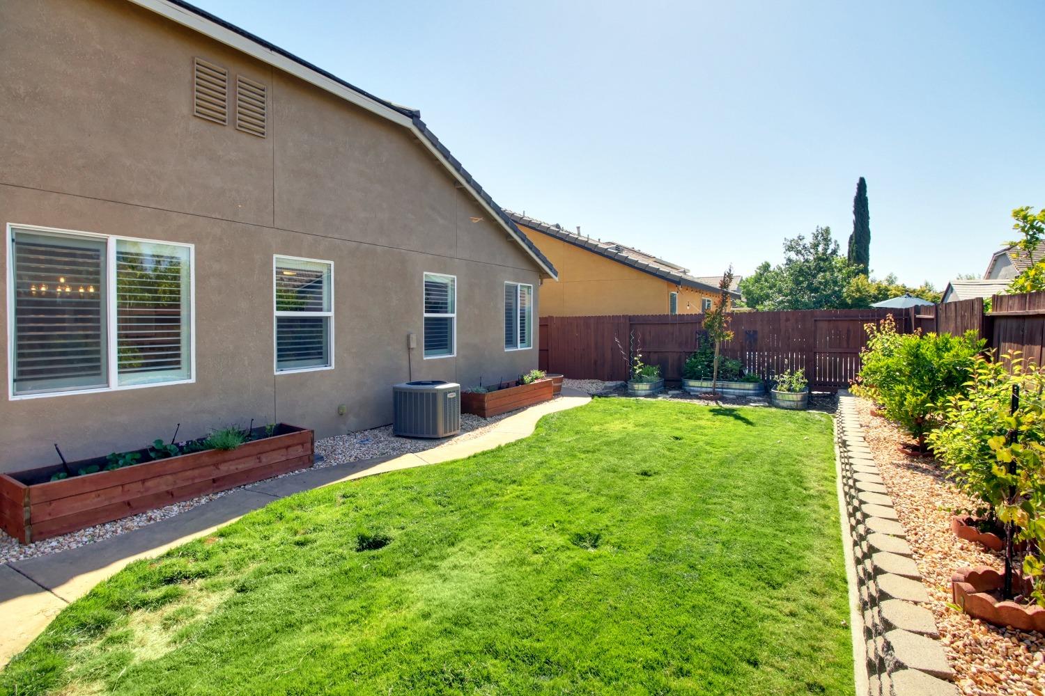 Detail Gallery Image 46 of 47 For 2337 Lockton Dr, Roseville,  CA 95747 - 3 Beds | 2 Baths
