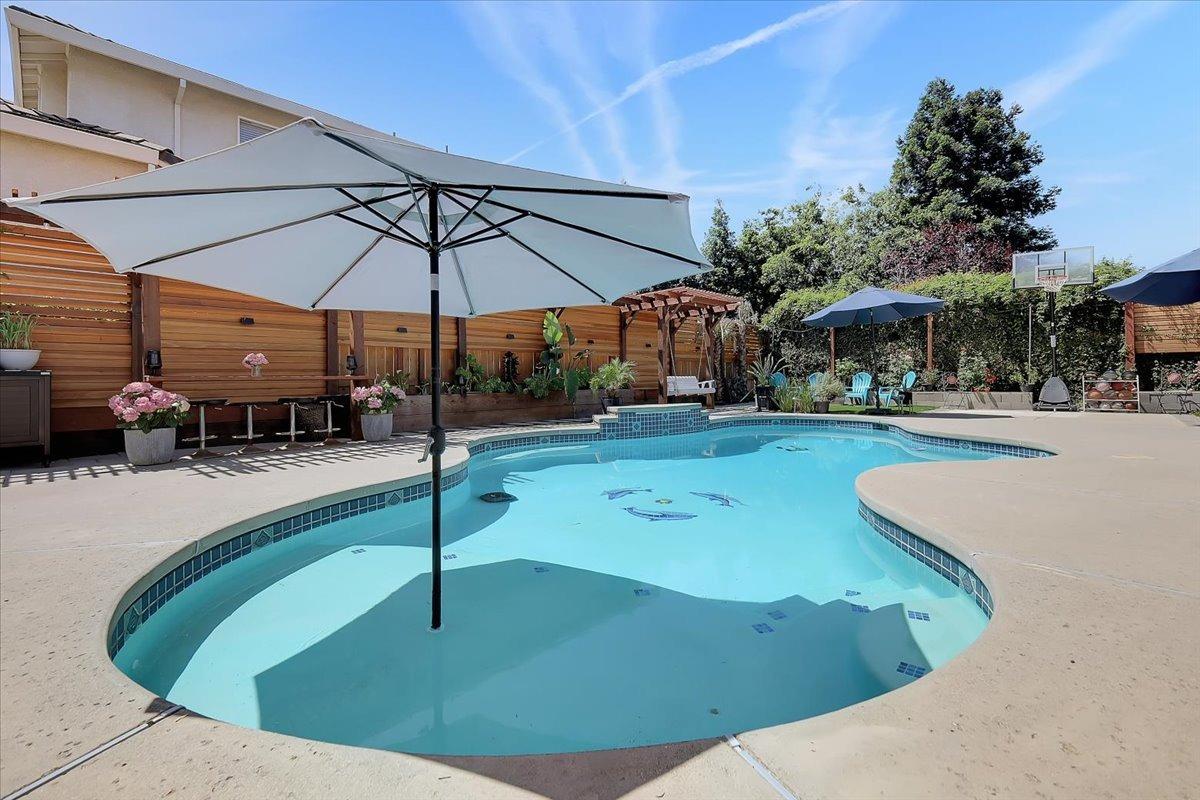 Detail Gallery Image 63 of 93 For 516 Radisson Dr, Yuba City,  CA 95991 - 5 Beds | 3 Baths